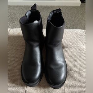 Uniqlo Black Ankle Boots for Women